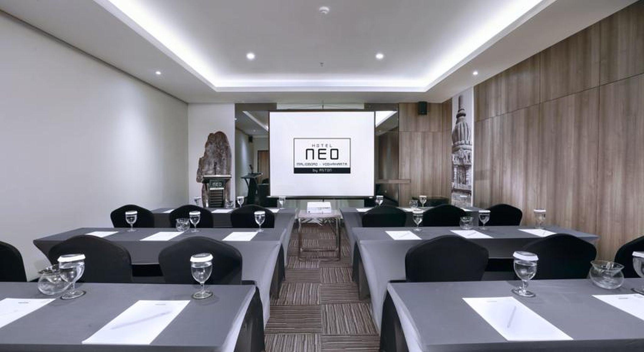Hotel Neo Malioboro By Aston Yogyakarta Kültér fotó