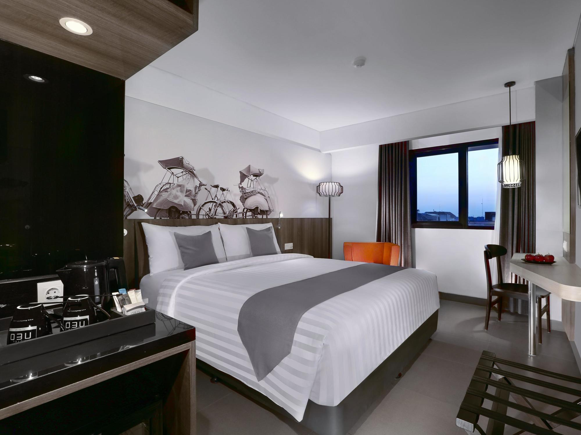 Hotel Neo Malioboro By Aston Yogyakarta Kültér fotó