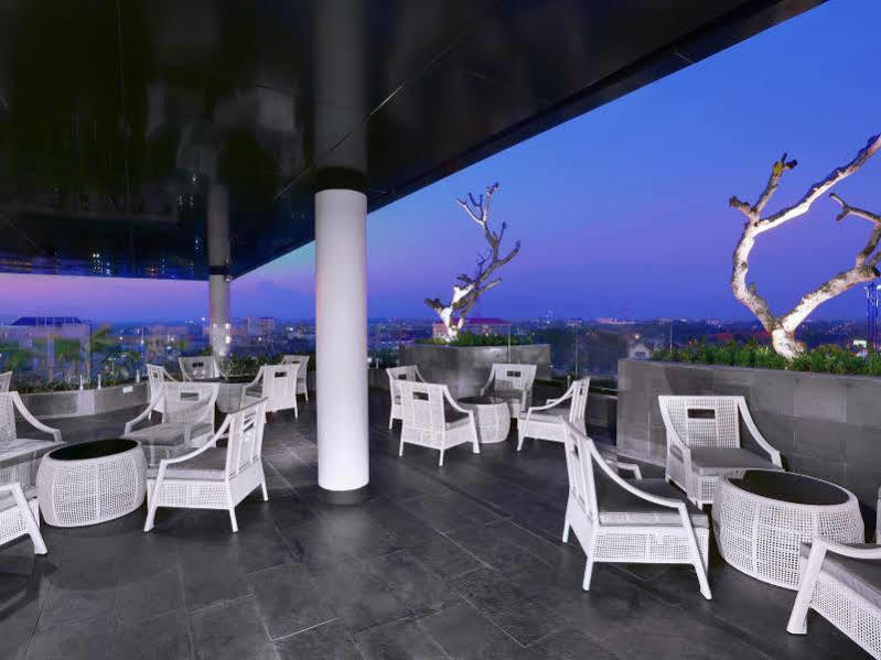 Hotel Neo Malioboro By Aston Yogyakarta Kültér fotó