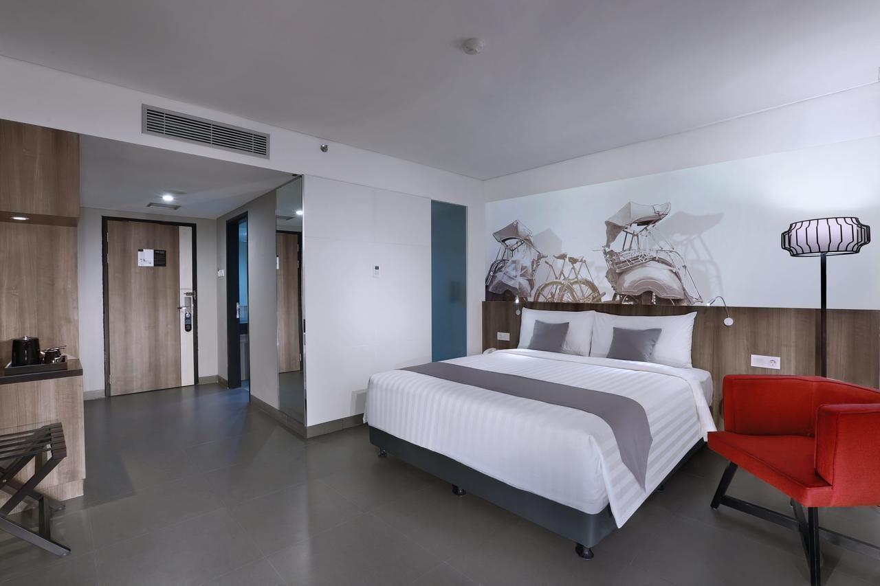 Hotel Neo Malioboro By Aston Yogyakarta Kültér fotó